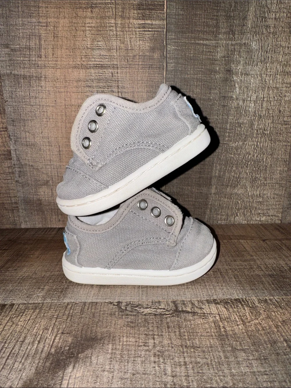 Toms Toddler Light Gray Canvas Slip-On Shoes-size 3